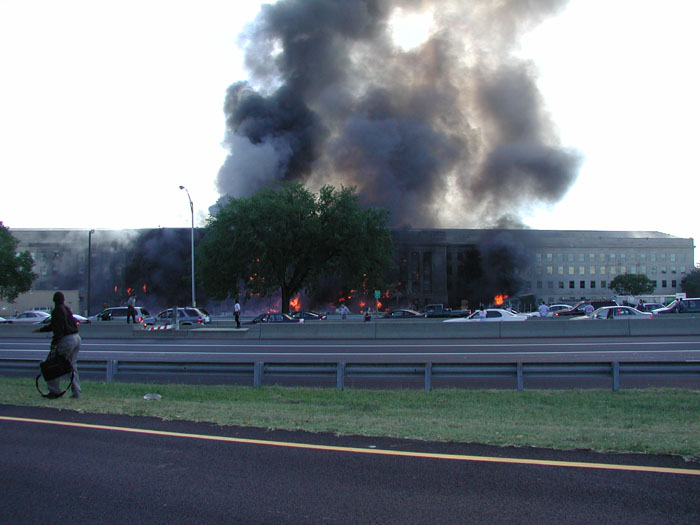 Pic taken moments after explosion at Pentagon by Steve Riskus